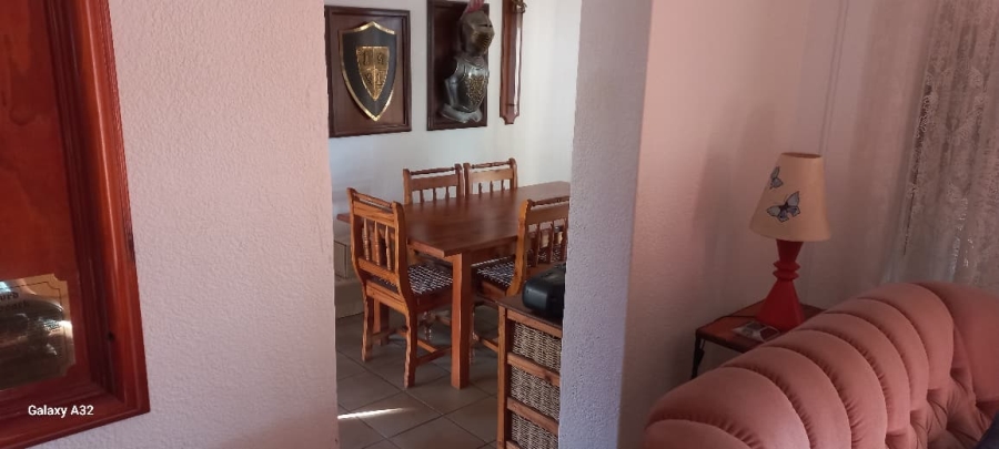 3 Bedroom Property for Sale in Safari Gardens North West